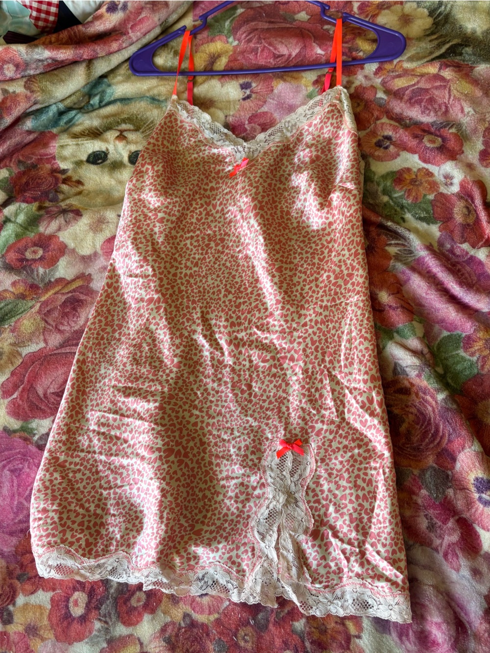 Victoria's Secret Pink and Cream Heart leopard print